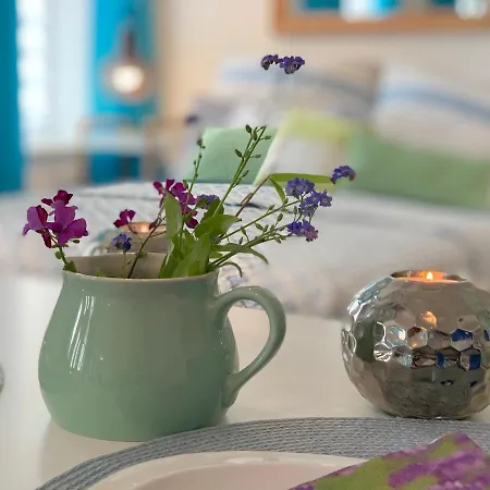 Kajuete Am Borbyer Kurpark Von Daire