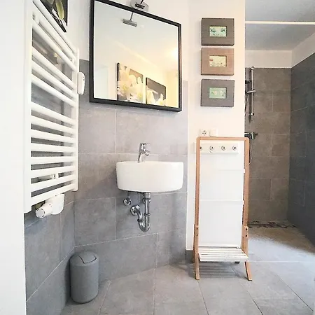 Daire Kajuete Am Borbyer Kurpark Von