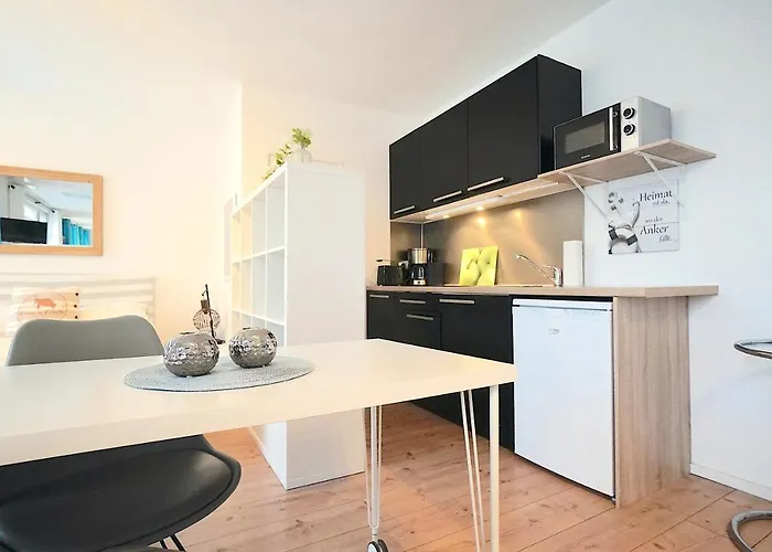 Kajuete Am Borbyer Kurpark Von Eckernförde